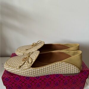 Tory Burch Charm Loafer NWT Woven